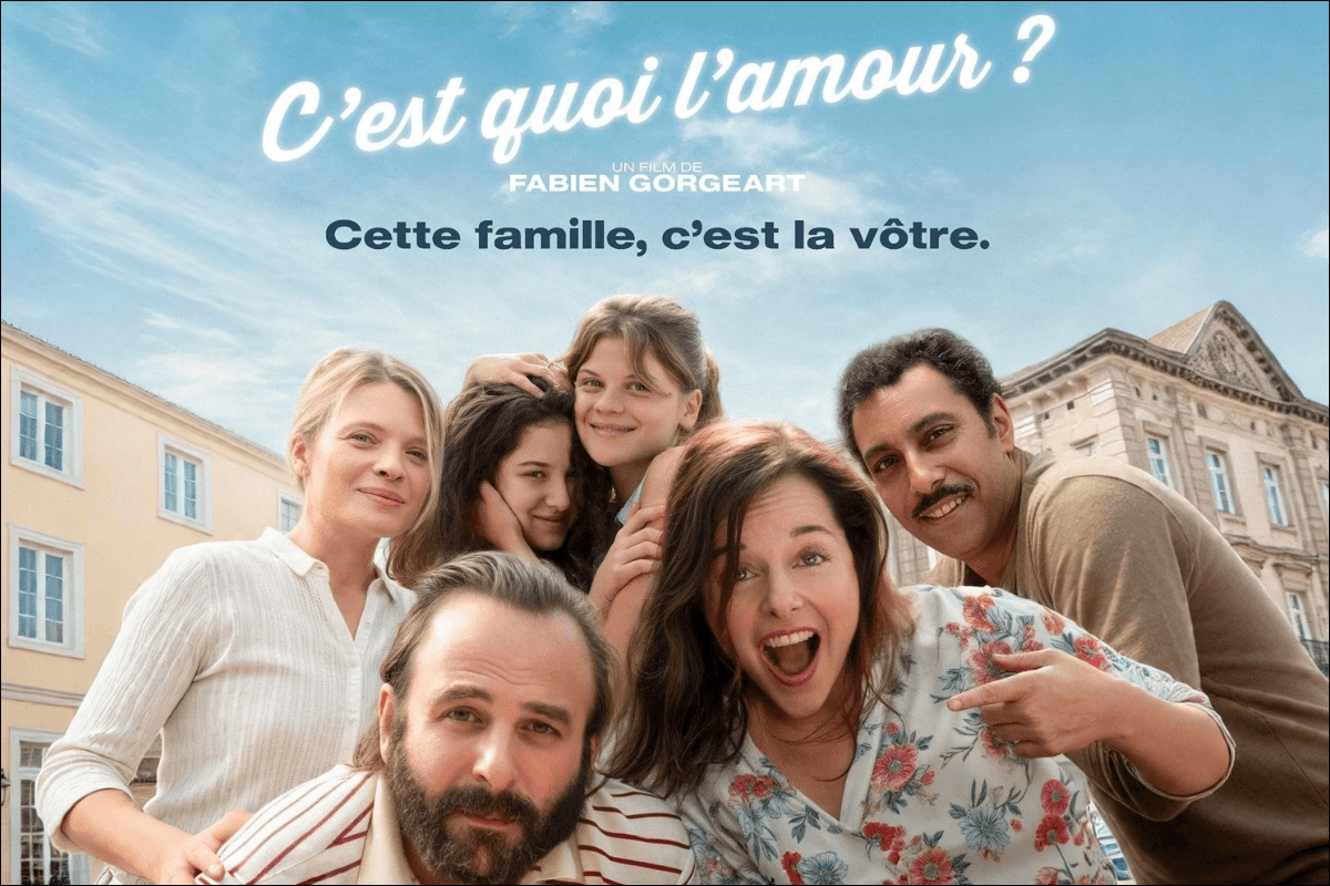 C'est Quoi L'amour <h2 dir="ltr"><strong id="docs-internal-guid-ed36cb10-7fff-bfc0-a7c6-42e534af2b50">15x2 invitations pour le film «C’est quoi l’amour?», au cinéma dès le 6 mai 2026</strong></h2>
<p dir="ltr">Plongez dans une comédie romantique aussi drôle que touchante, portée par Laure Calamy et Vincent Macaigne. Ce duo d’ex-conjoints se lance dans une mission pour le moins improbable: faire annuler leur premier mariage religieux.</p>
<p dir="ltr">Pour y parvenir, ils devront convaincre le Vatican d’une chose totalement paradoxale: qu’ils n’étaient pas amoureux au moment de se dire oui.</p>
<p dir="ltr">Ce qui commence comme une simple démarche administrative se transforme peu à peu en un voyage émotionnel, les poussant à revisiter leur histoire, leurs souvenirs et à redéfinir ce que sont réellement l’amour et la famille.</p>
<p dir="ltr">Découvrez <a href="https://www.youtube.com/watch?v=_CNE3QZskE8">la bande-annonce</a></p>
<p dir="ltr">Participez dès maintenant et tentez de remporter<strong id="docs-internal-guid-f6726ddd-7fff-ee3a-9230-e9314e542ec0"> 2 invitations pour découvrir <em>C’est quoi l’amour?</em> </strong>à la date de votre choix<strong id="docs-internal-guid-f6726ddd-7fff-ee3a-9230-e9314e542ec0">, au cinéma dès le 6 mai 2026.</strong></p>
<p dir="ltr"><span style="color: #d51130;">Concours terminé!</span></p>